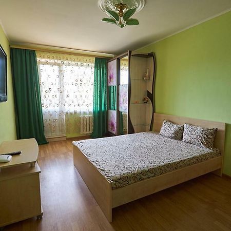 Babylon Apartments On Kievskaya Street Rivne Bagian luar foto